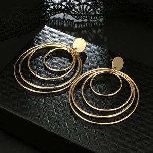 3/$30 Gold Multi Concentric Circles Hoop Earrings